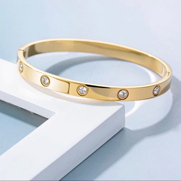 18k Gold Love Bracelet Set In Stone Hinge Bangle - Picture 5 of 8
